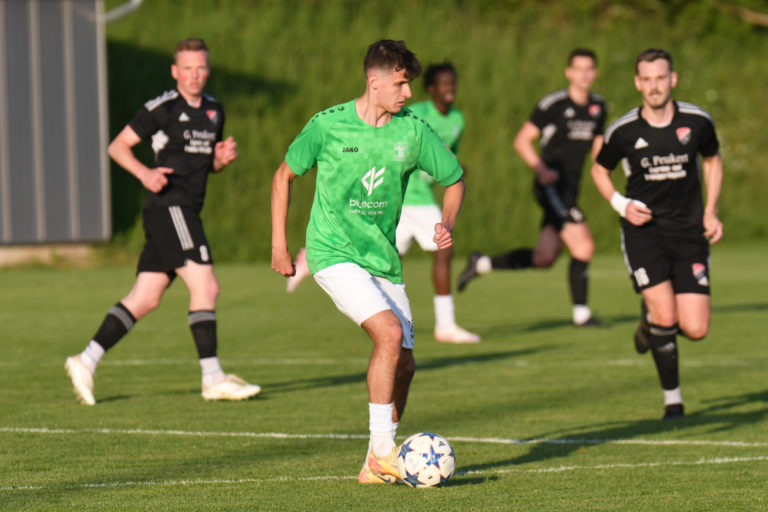 Landesliga Mitte: Deggendorfer Stadtderby endet 1:1