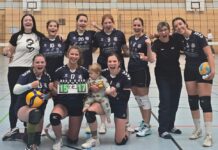 Neu formierte Volleyball-Damenmannschaft des TSV Plattling überzeugt zum Saisonstart
